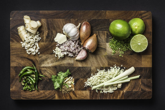 Ingredients for making green curry paste