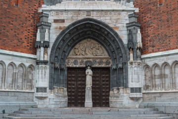 Fototapeta na wymiar Portal of the Uppsala cathedral, Sweden