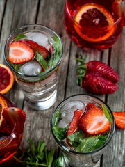 Strawberry mint cocktails