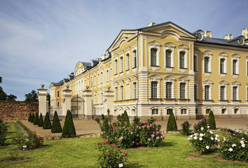 Obraz premium Rundale Palace near Pilsrundale. Latvia