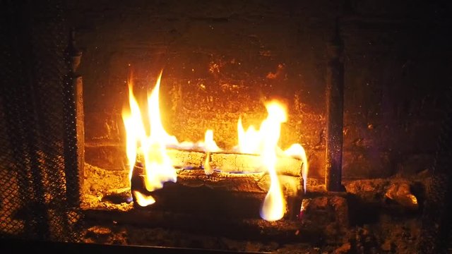 Kaminfeuer, Feuer