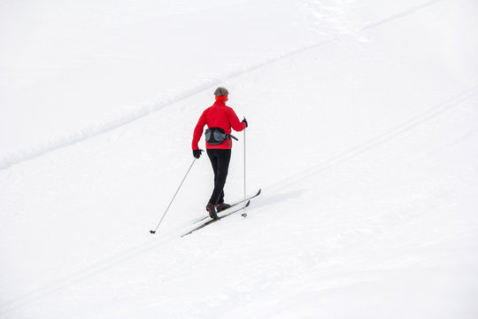 Cross-country skiing langlauf