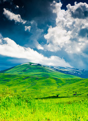 Obraz premium Beautiful landscape of Armenia, before the rain