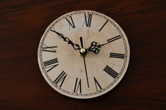 RELOJ