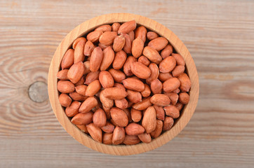 Groundnuts in wooden bowl