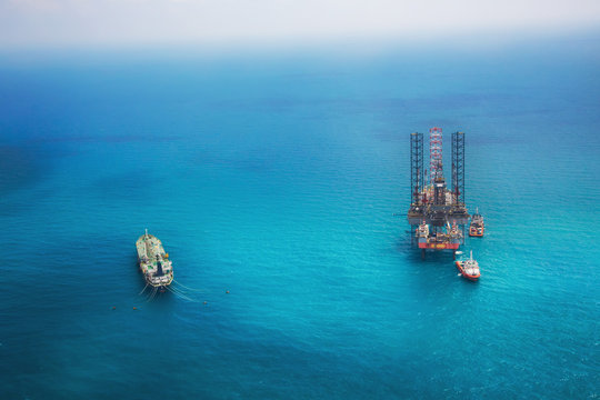 Offshore oil rig drilling platform in the gulf