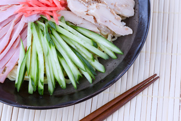 冷やし中華　陶器