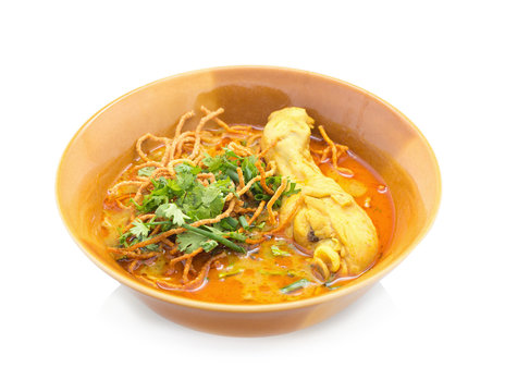 Egg Noodle in Chicken Curry . Kao Soi Kai.