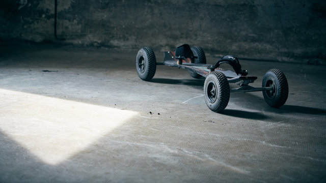 mountainboard ai box pre gara illuminato