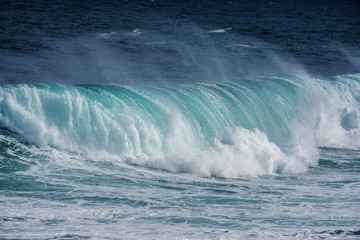 big sea wave