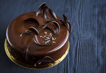 Chocolate cake glazed