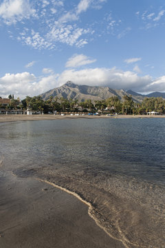 Playas de Espa&ntilde;a, Nagueles en la ciudad de Marbella
