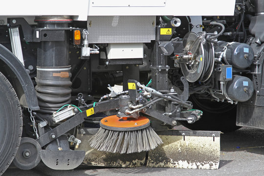 Street Sweeper Machine