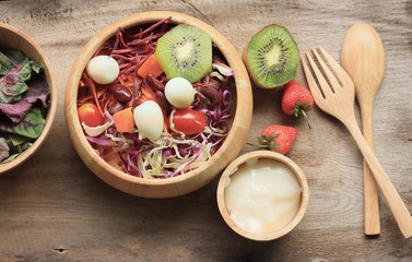 Spinach salad and fruit