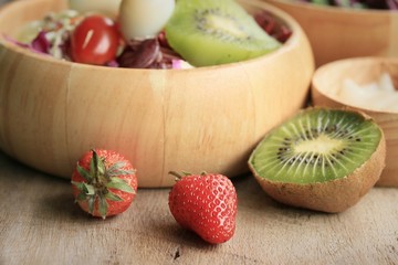 Spinach salad and fruit