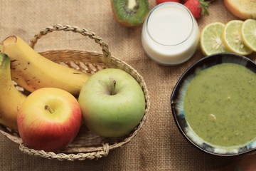 spinach soup with breakfast