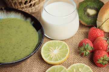 spinach soup with breakfast