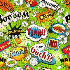 Bright comics speech bubbles on a green background  seamless pattern vector   © yayasya