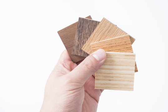 Fototapeta 小さな木の板を持つ手