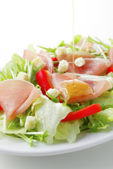 生ハムのサラダ　Uncured ham on fresh salad