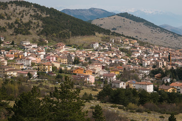 Fototapeta na wymiar Veduta panoramica di Barisciano in Abruzzo