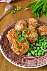 meatballs with green peas, rustic style