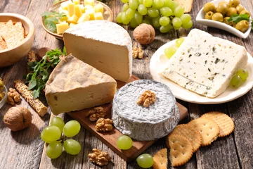 Photo sur Plexiglas Produits laitiers assorted cheese
