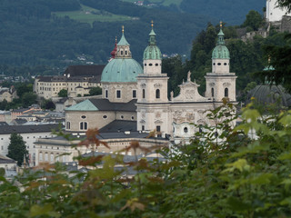 Fototapeta na wymiar The city and the hill fort in the background of Salzburg, 2015