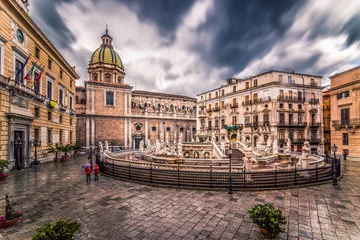 Fotobehang Piazza Pretoria (van schaamte), Palermo © alessio_lp