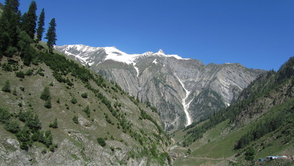 Fototapeta premium Himalayan Mountain range in High altitude way to Amarnath, Kashmir, India