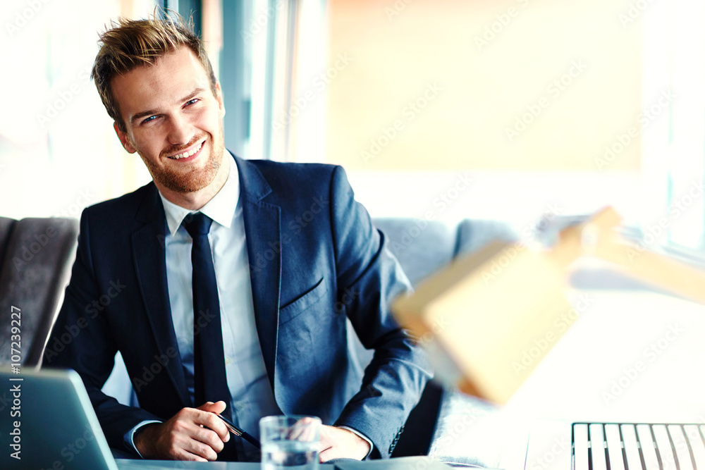 Wall mural successful businessman