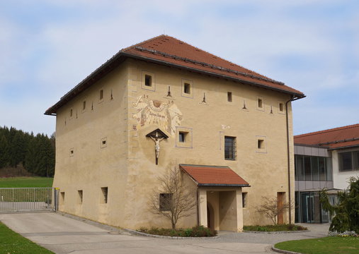 Wehranlage von Schloss Pitzelst&auml;tten / Klagenfurt / K&auml;rnten / &Ouml;sterreich