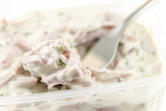 「Fleischsalat」の写真素材 | 732件の無料イラスト画像 | Adobe Stock