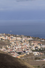 Fototapeta na wymiar La Gomera, San Sebastian mit Blick auf das Meer