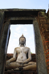 Buddha Wat Si Chum in Sukhothai historical park