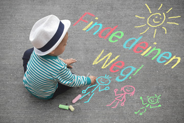  Kinderzeichnung - Finde deinen Weg!