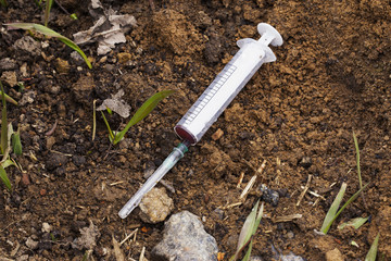 the used syringe