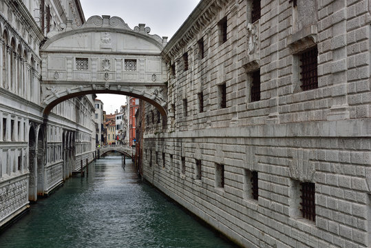 Seufzen Bilder Durchsuchen 376 Archivfotos, und Videos