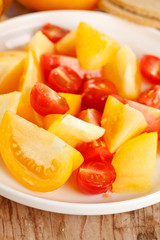 fresh tomato salad