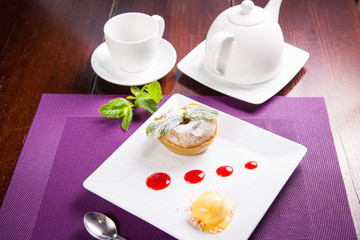 baked apple with mint