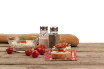 tomatoes and bread with butter