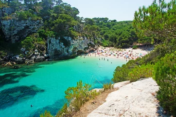 Foto op Canvas Minorca, Isole Baleari, Spagna: la spiaggia di Cala Macarelleta il 7 luglio 2013 © Naeblys