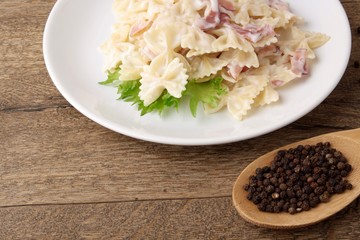 Farfalle pasta with bacon