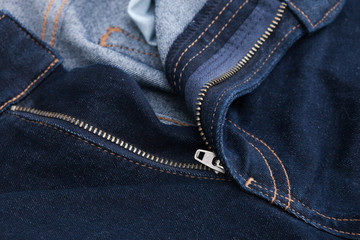 zip jeans