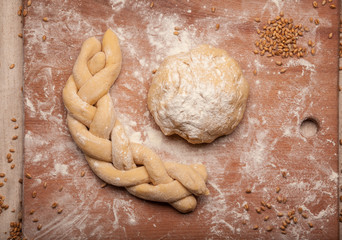 Dough braid on flour