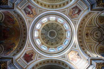 Fototapeta premium Inside the Basilica of St. Adalbert in Esztergom
