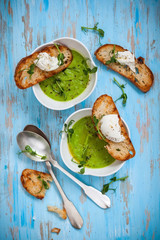 Green pea soup