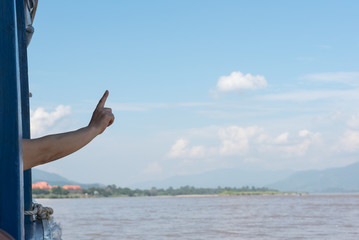 Triangulo dorado y su cielo