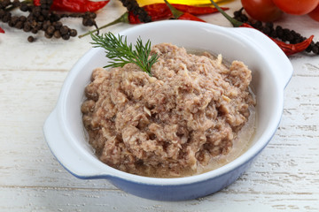 Canned tuna