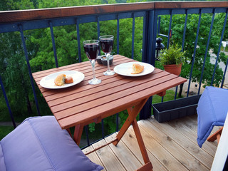 Apéro au balcon.